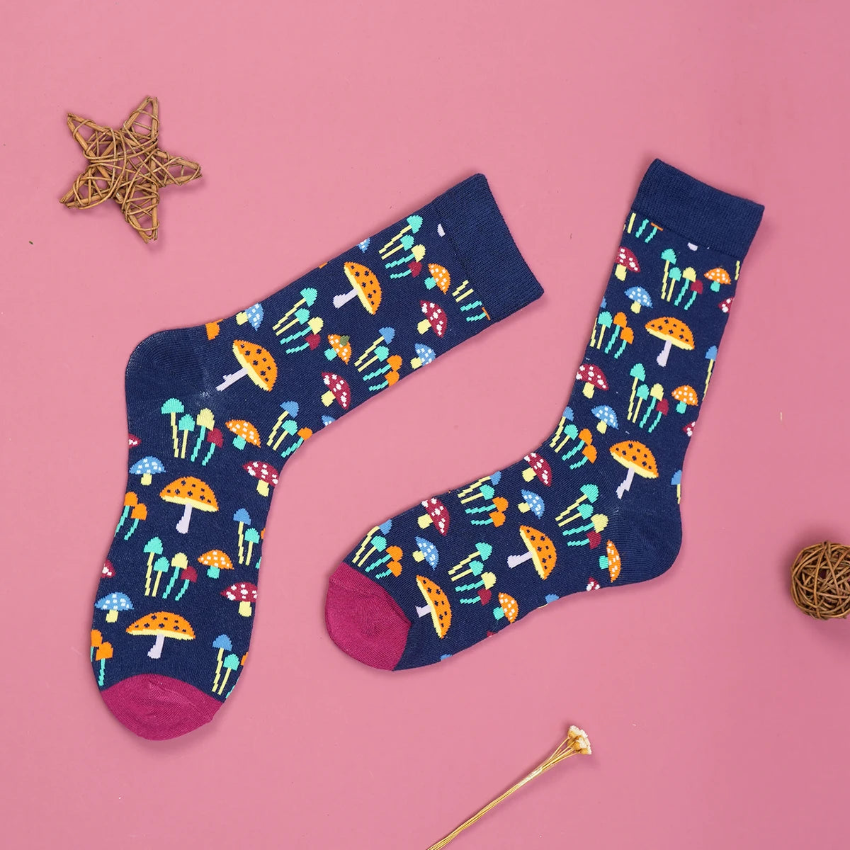 1 Pair  Diverse Colorful Mushrooms Breathable Mid Tube Men's and Women's Socks Suit In All Seasons For Daily